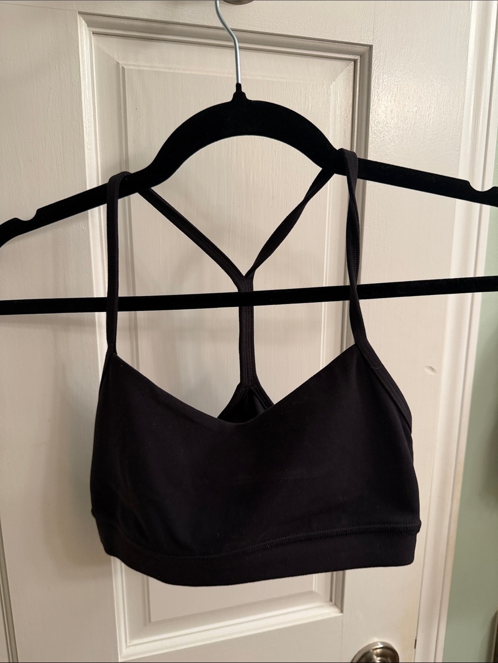 Lululemon Flow Y Sports Bra - Black
